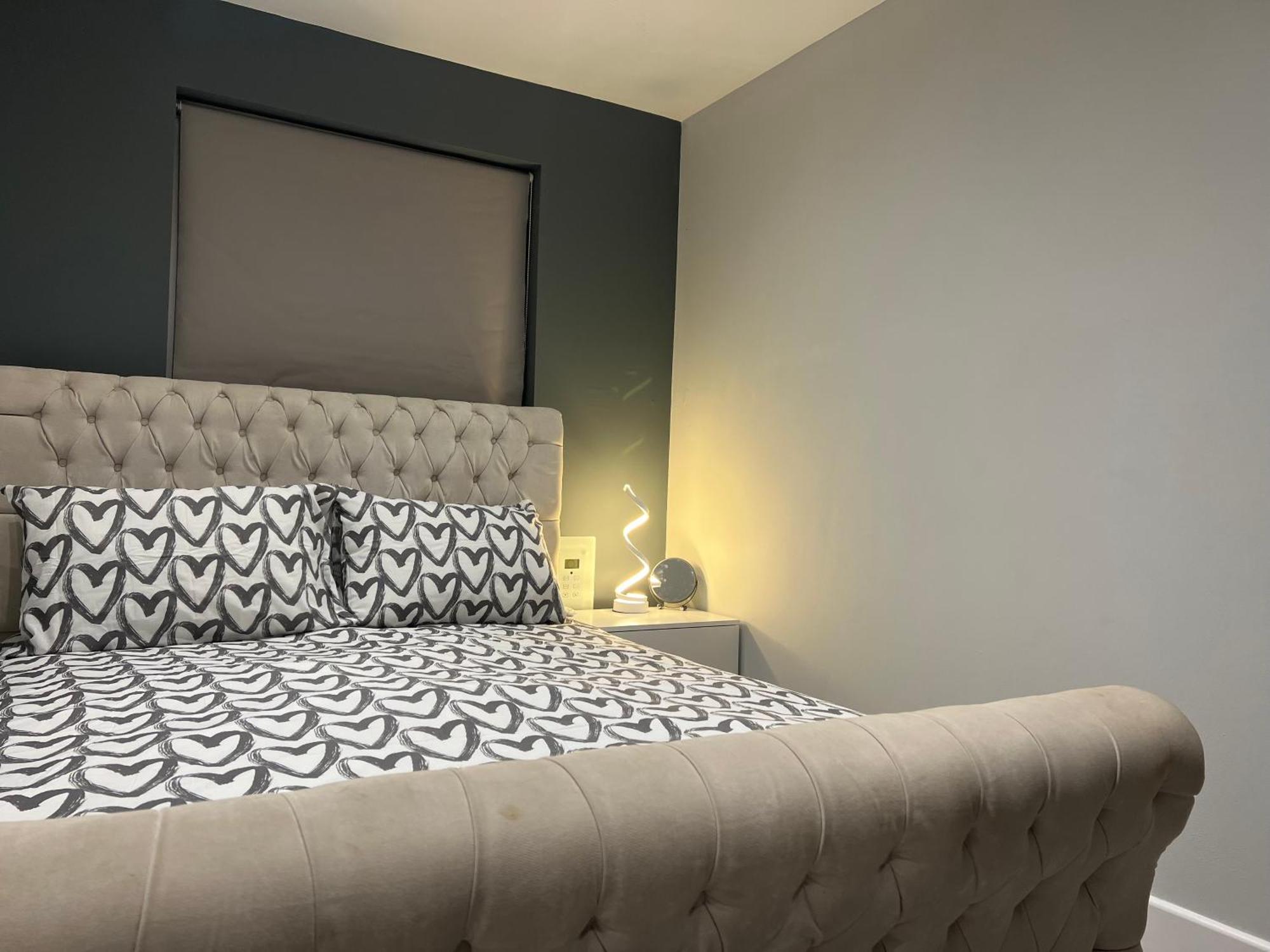 Broadway Retreat With Free Parking Apartment Херн Бей Екстериор снимка